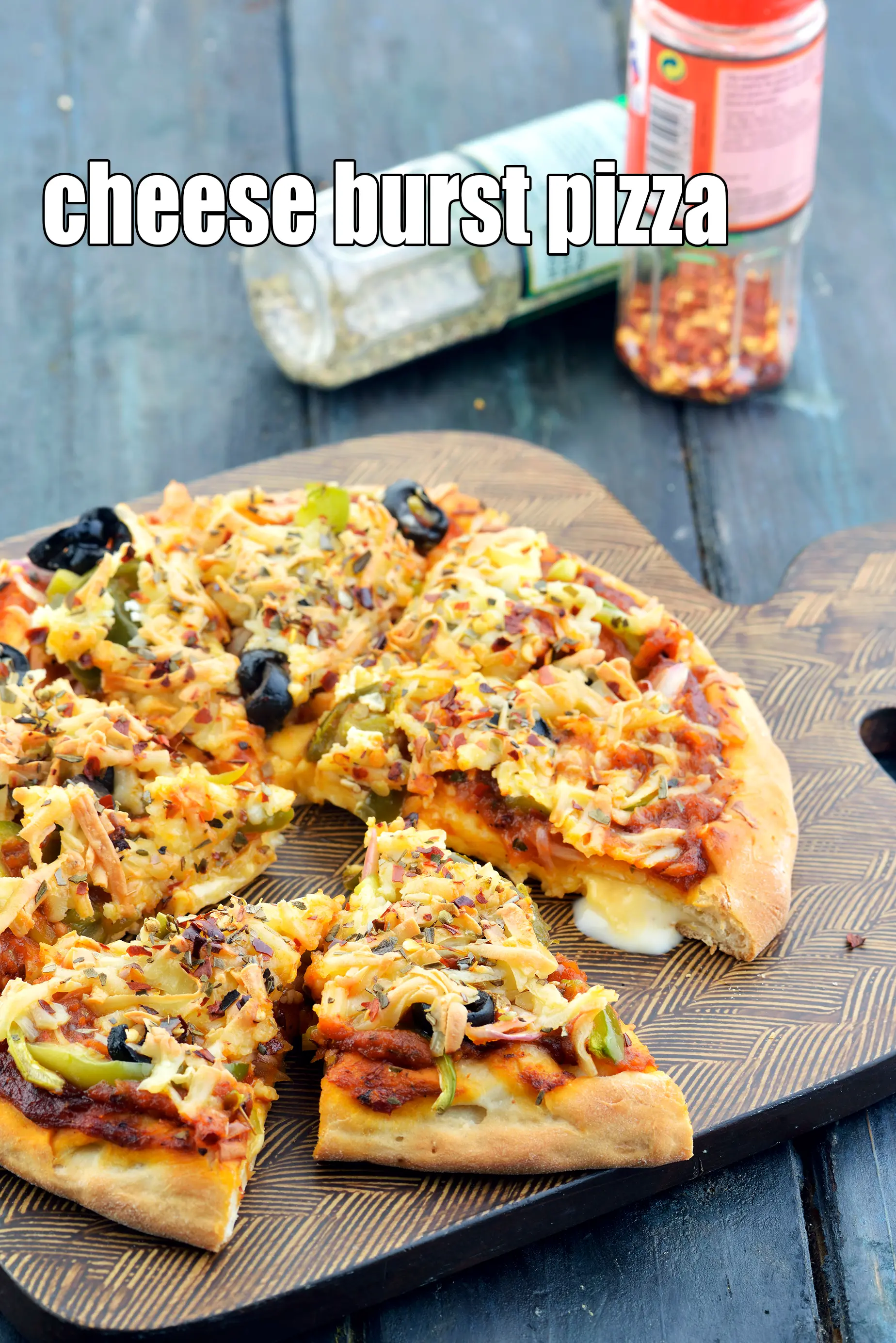 cheese burst pizza recipe | three cheese pizza | Indian style 3 cheese pizza |
