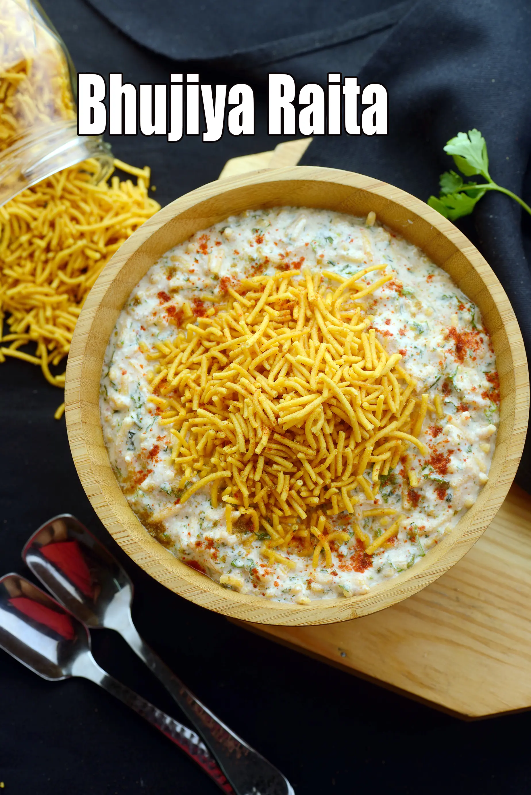 bhujia raita recipe | aloo bhujiya raita |