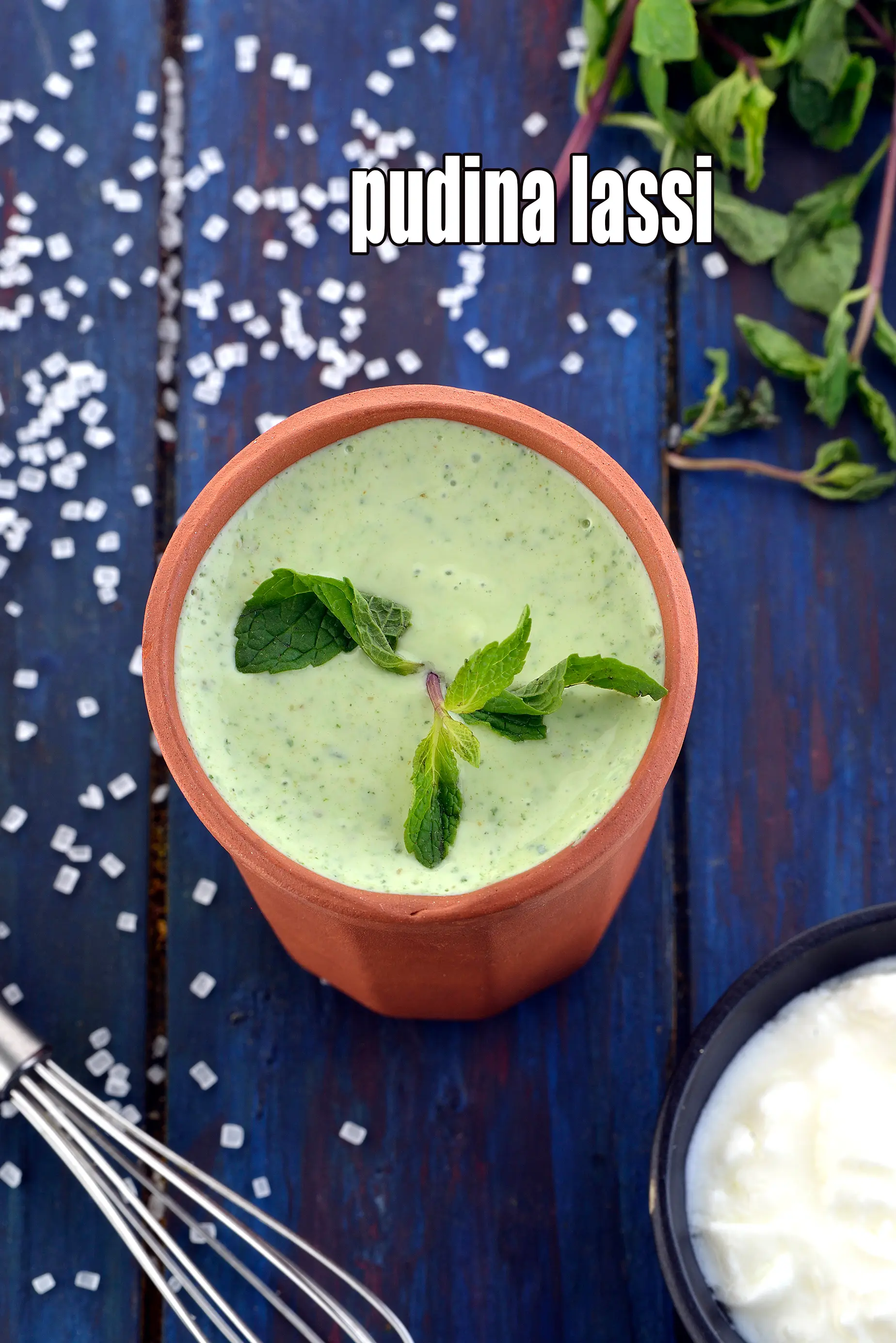 pudina lassi recipe | mint lassi | Indian yogurt mint drink | mint sweet lassi |
