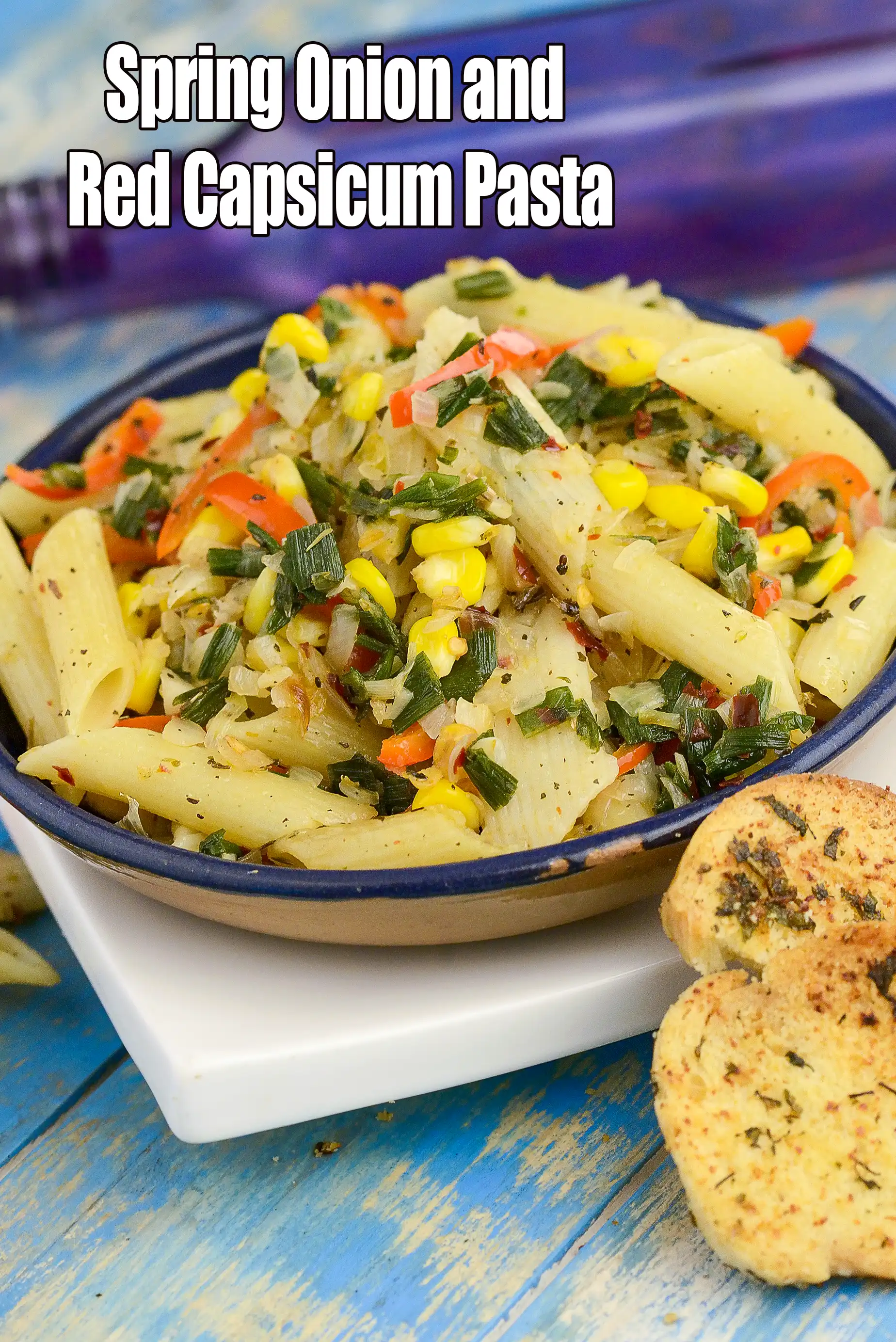 Spring Onion and Red Capsicum Pasta | Vegetarian Capsicum and Onion Pasta | Italian vegetarian pasta |