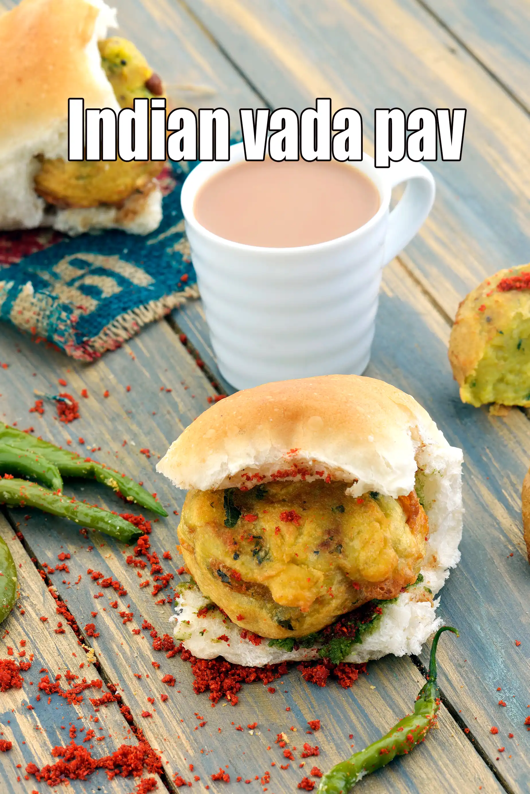 Indian vada pav recipe | Mumbai street food vada pav | vada pav with spicy chutney |