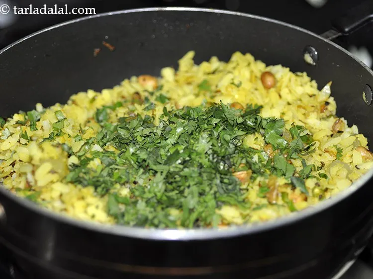 Step 40 – <p>કોથમીર ઉમેરો.</p>