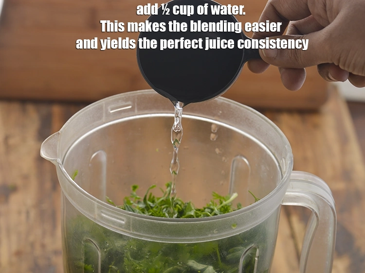 Step 22 – <p>અડધો કપ પાણી ઉમેરો. આ મિશ્રણને સરળ બનાવે છે અને સંપૂર્ણ રસ સુસંગતતા પ્રાપ્ત કરે …