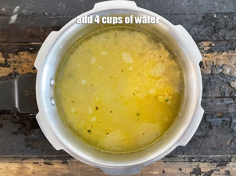 Step 22 – <p>૪ કપ પાણી ઉમેરો. Add 4 cups of water.</p>