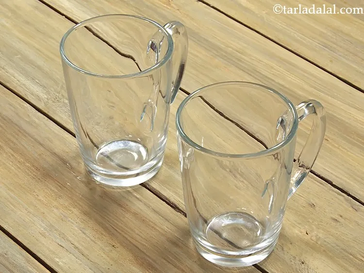 Step 7 – <p>લીંબુ મધ પાણી પીરસવા માટે, 2 ગ્લાસ લો. To serve <strong>Lemon honey water</strong>, take 2 …