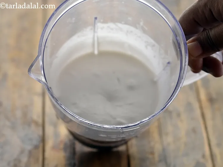 Step 29 – <p>લગભગ ૧ કપ પાણીનો ઉપયોગ કરીને મિક્સરમાં બ્લેન્ડ કરો અને એક સ્મૂધ પેસ્ટ બનાવો. ક્યારેક …