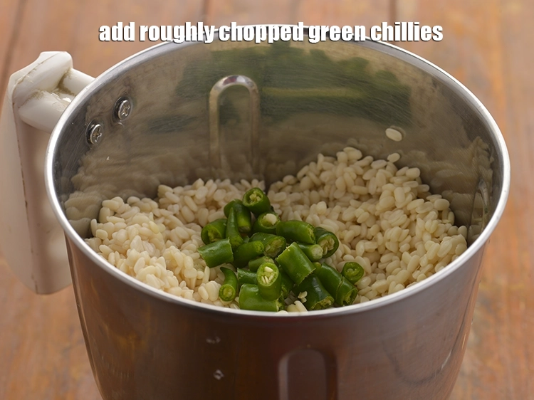 Step 12 – <p>લીલા મરચાં ઉમેરો.</p>