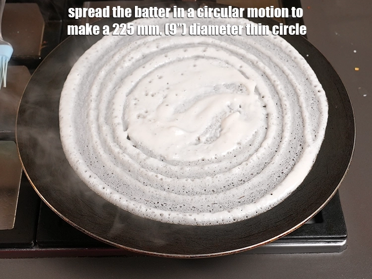 Step 12 – <p>૨૨૫ મીમી (૯”) વ્યાસનું પાતળું વર્તુળ બનાવવા માટે બેટરને ગોળાકાર ગતિમાં ફેલાવો.</p>