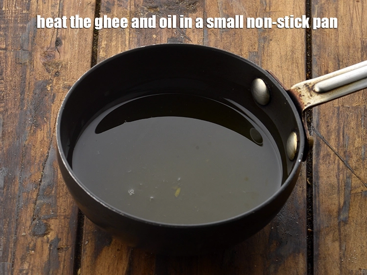 Step 36 – <p>દરમિયાન, ટેમ્પરિંગ માટે, એક નાના નોન-સ્ટીક પેનમાં ઘી અને તેલ ગરમ કરો.</p>