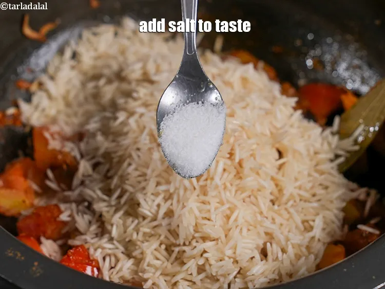 Step 22 – <p>સ્વાદ પ્રમાણે મીઠું ઉમેરો.</p>