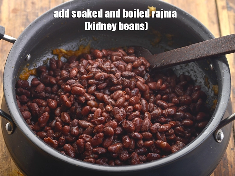 Step 26 – <p>રાજમા ઉમેરો. તમે ડબ્બામાં તૈયાર રાજમાનો ઉપયોગ પણ કરી શકો છો.</p>