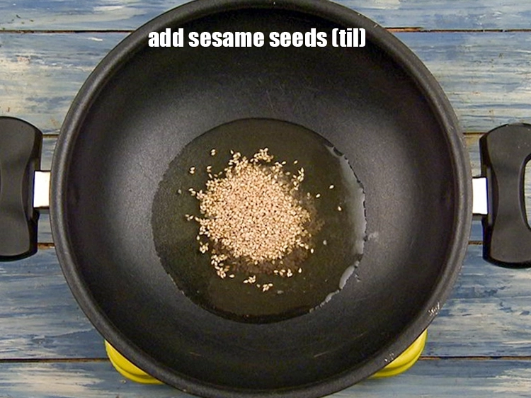 Step 8 – <p>તલ ઉમેરો.</p>