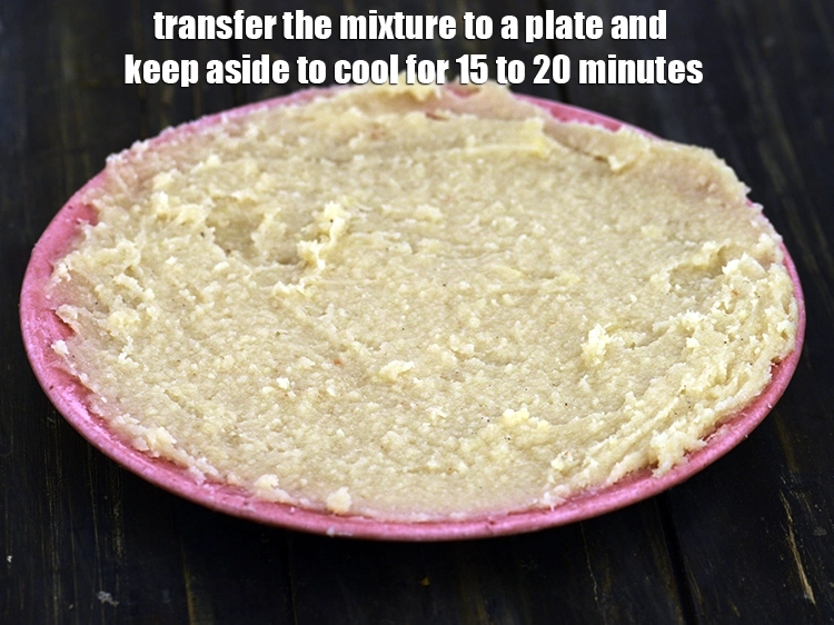 Step 9 – <p>મિશ્રણને પ્લેટમાં સ્થાનાંતરિત કરો અને ૧૫ થી ૨૦ મિનિટ સુધી ઠંડુ થવા માટે બાજુ પર …