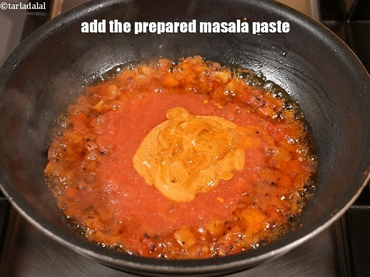 Step 17 – <p>તૈયાર મસાલા પેસ્ટ ઉમેરો.</p>