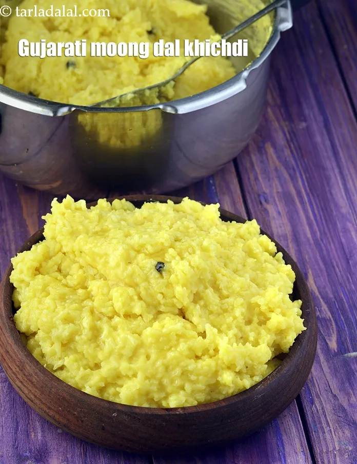 Step 16 – <p><strong>મૂંગ દાળની ખીચડી</strong>ને કઢી અને તળેલા ખીચિયા પાપડ સાથે ગરમાગરમ પીરસો. મને મારી ગરમાગરમ મૂંગ …