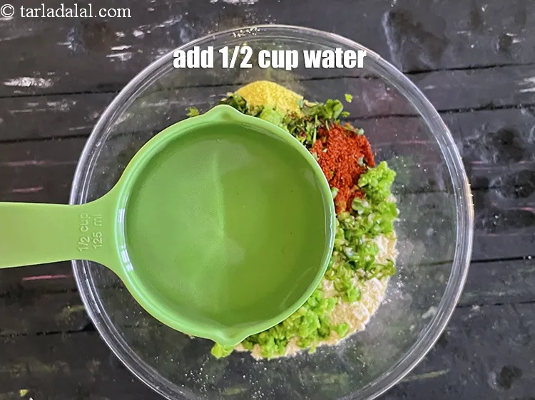 Step 8 – <p>1/2 કપ પાણી ઉમેરો.</p>