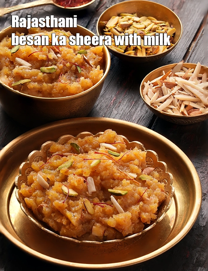 Step 24 – <p><strong>બેસન શીરા | ભારતીય ચણાના શીરા | બેસન કા શીરા દૂધ અને સમારેલી </strong>બદામ અને …