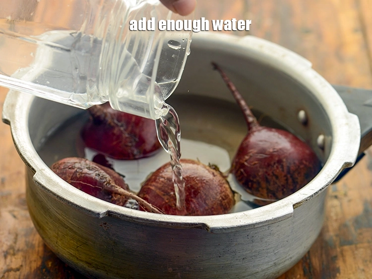 Step 9 – <p>પૂરતું પાણી ઉમેરો.</p>