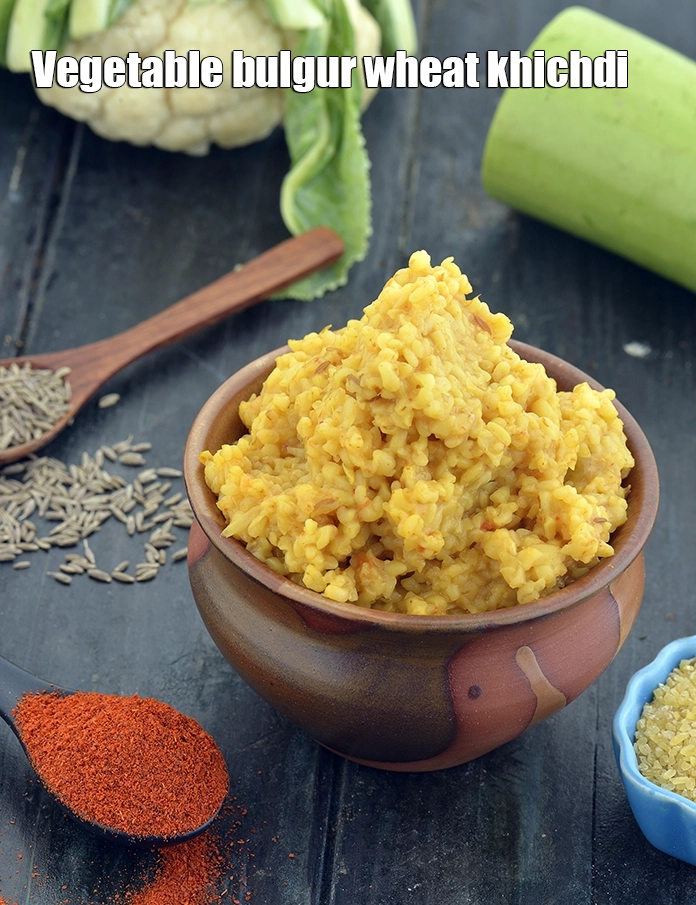 Step 7 – <p><strong>વેજીટેબલ અને ઘંઉના ફાડીયાની ખીચડી ની રેસીપી</strong> તરત જ પીરસો.</p>