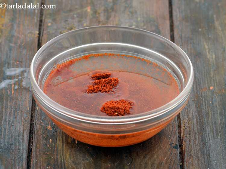 Step 15 – <p>તીખાશ માટે મરચું પાવડર નાખો.</p>