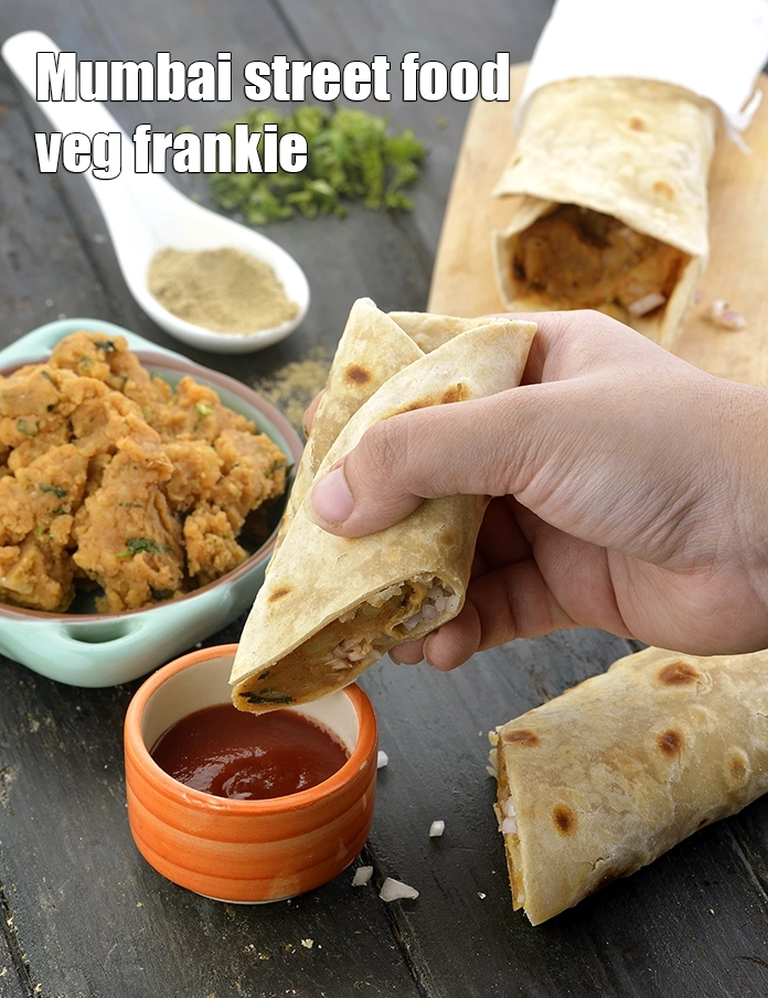 Step 31 – <p><strong>વેજ ફ્રેન્કી | મુંબઈ સ્ટ્રીટ ફૂડ વેજ ફ્રેન્કી |</strong> કેચઅપ અથવા તમારી પસંદગીના કોઈપણ અન્ય …