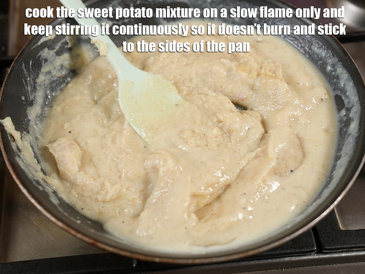 Step 25 – <p>શક્કરિયાના મિશ્રણને ધીમા તાપે જ રાંધો અને તેને સતત હલાવતા રહો જેથી તે બળી ન …