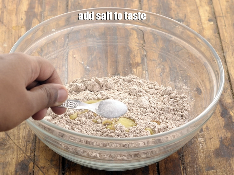 Step 3 – <p>સ્વાદ પ્રમાણે <a href="https://www.tarladalal.com/glossary-salt-namak-table-salt-gujarati-418i"><u>મીઠું (salt)</u></a> ઉમેરો.</p>