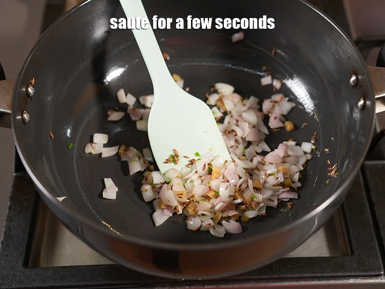 Step 15 – <p>થોડી સેકન્ડ માટે સાંતળો.</p>