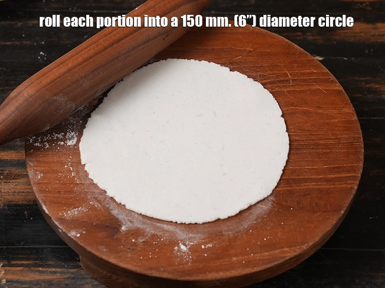 Step 16 – <p>દરેક ભાગને ૧૫૦ મીમી (૬”) વ્યાસના વર્તુળમાં ફેરવો.</p>