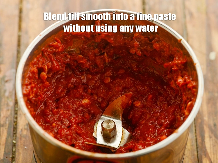 Step 12 – <p style="margin-left:0px;">પાણીનો ઉપયોગ કર્યા વિના બારીક પેસ્ટમાં સુંવાળી થાય ત્યાં સુધી ભેળવી દો.</p>