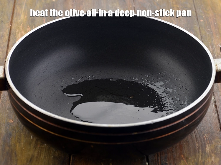 Step 4 – <p>ઊંડા નોન-સ્ટીક પેનમાં <span style="background-color:rgb(255,255,255);color:rgb(0,0,0);">1 ટીસ્પૂન </span><a href="https://www.tarladalal.com/glossary-olive-oil-gujarati-451i"><u>જેતૂનનું તેલ (olive oil)</u></a> ગરમ કરો. તમે માખણ …