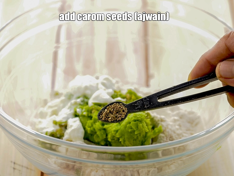 Step 14 – <p><span style="background-color:rgb(255,255,255);color:rgb(0,0,0);">1/8 ટીસ્પૂન </span><a href="https://www.tarladalal.com/glossary-carom-seeds-ajwain-Thymol-seeds-bishops-weed-gujarati-266i"><u>અજમો (carom seeds, ajwain)</u></a> ઉમેરો. અજમો પાચનમાં મદદ કરે છે.</p>