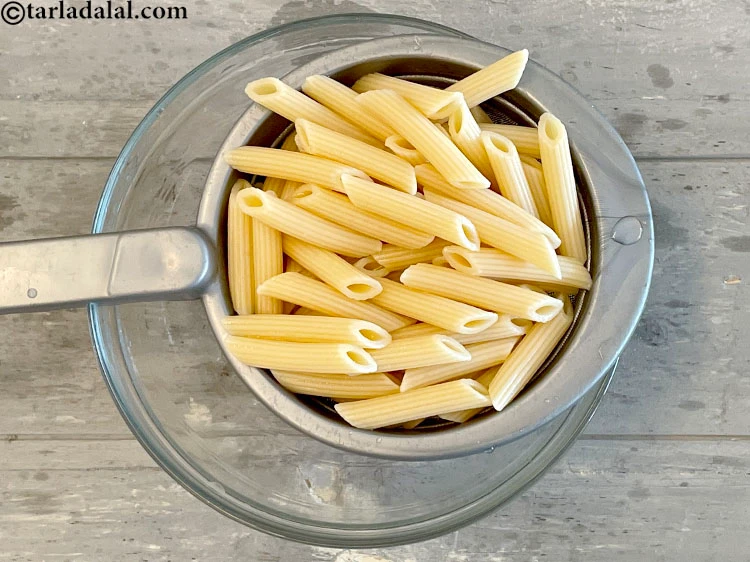 Step 10 – <p>ફરીથી કાઢી લો. તમારો <strong>પાસ્તા બનાવવાની રીત</strong><span style="background-color:rgb(255,255,255);color:rgb(0,0,0);"> | </span><strong>પાસ્તા સરળતાથી કેવી રીતે ઉકાળવા</strong><span style="background-color:rgb(255,255,255);color:rgb(0,0,0);"> …