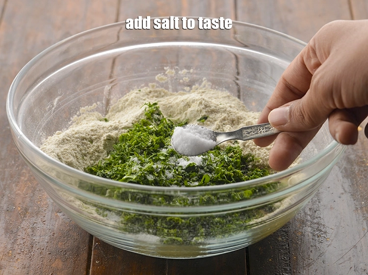 Step 11 – <p>સ્વાદ અનુસાર <a href="https://www.tarladalal.com/glossary-salt-namak-table-salt-gujarati-418i"><u>મીઠું (salt)</u></a> પણ ઉમેરો.</p>