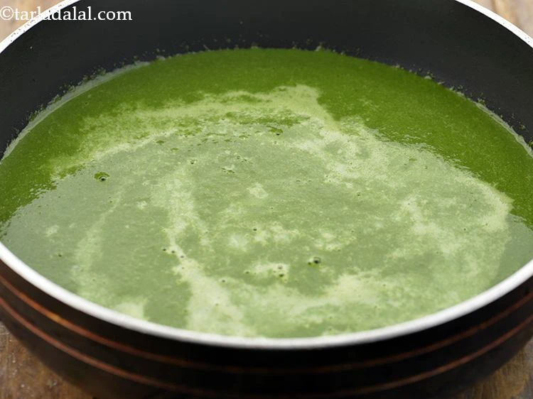 Step 14 – <p>લો કેલરી પાલક સૂપમાં દૂધ ઉમેરો. જો તમે દૂધ ઉમેરવા માંગતા ન હોવ, તો વેજીટેબલ …