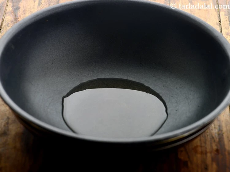 Step 6 – <p><strong>ચીલી ગાર્લિક નુડલ્સ રેસીપી | ચાઈનીઝ ચીલી ગાર્લિક નુડલ્સ | ઈન્ડો-ચાઈનીઝ ચિલી ગાર્લિક નૂડલ્સ | …