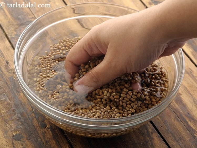 Step 3 – <p>તેને પૂરતા પાણીથી સારી રીતે ધોઈ લો.</p>