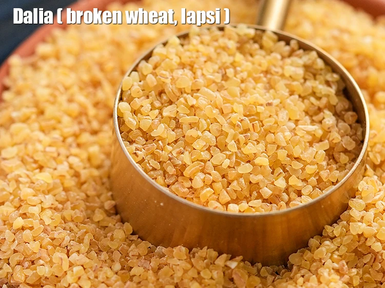 Step 32 – <p><strong>ડાલિયા (બ્રોકન વીટ, લાપસી) આના જેવો દેખાય છે</strong>. <strong>ડાલિયા, બ્રોકન વીટ</strong> વર્ષોથી મધ્ય પૂર્વીય ભોજનનો …