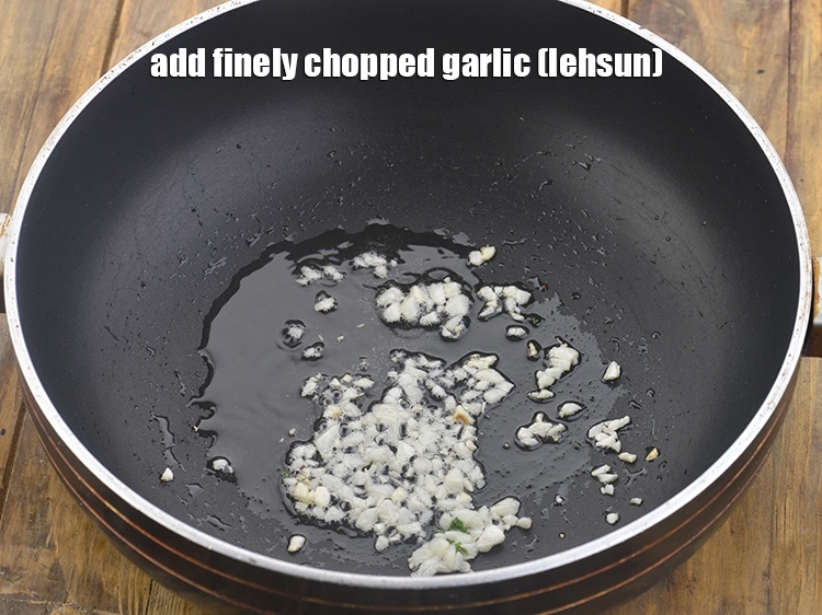 Step 15 – <p>હવે, <span style="background-color:rgb(255,255,255);color:rgb(0,0,0);">2 ટીસ્પૂન </span><a href="https://www.tarladalal.com/glossary-garlic-lehsun-lahsun-gujarati-348i#ing_2370"><u>સમારેલું લસણ (chopped garlic)</u></a> ઉમેરો. બારીક સમારેલું લસણ <strong>લેમન એન્ડ …