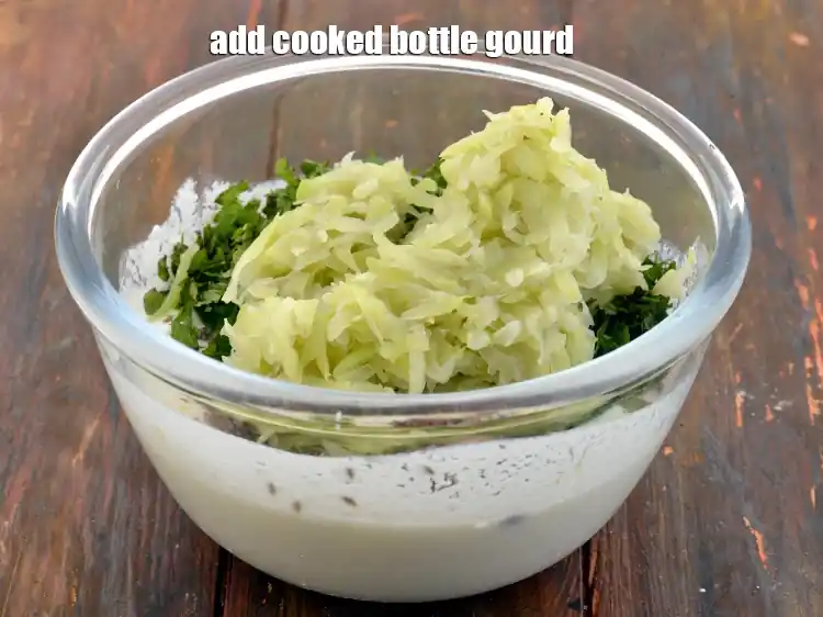 Step 12 – <p>છેલ્લે, રાંધેલી દૂધી ઉમેરો.</p>