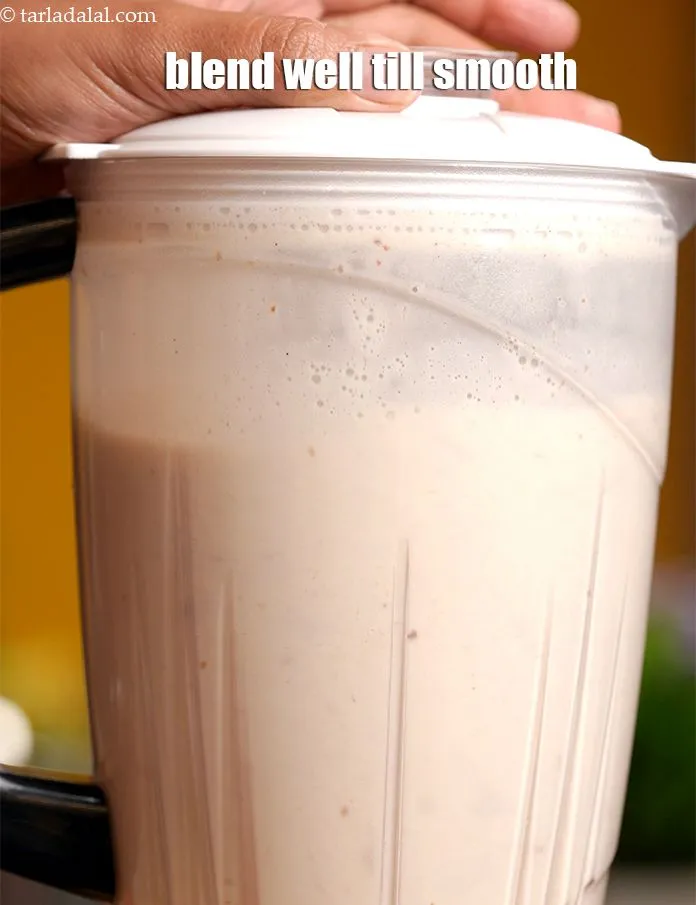 स्टेप 8 – <p>चिकना होने तक अच्छी तरह मिलाएँ। Blend well till smooth.</p>