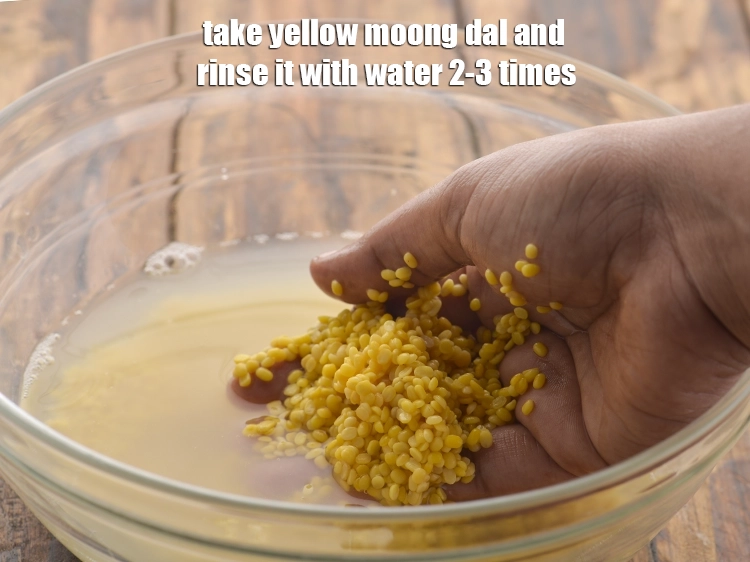 स्टेप 6 – <p><span style="background-color:rgb(255,255,255);color:rgb(0,0,0);">1/2 कप </span><a href="https://www.tarladalal.com/glossary-yellow-moong-dal-split-yellow-gram-peeli-moong-dal-hindi-488i"><u>पीली मूंग दाल (yellow moong dal)</u></a> …