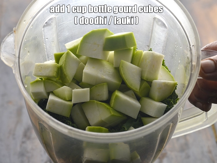स्टेप 10 – <p>अब, इसमें <span style="background-color:rgb(255,255,255);color:rgb(0,0,0);">1 कप </span><a href="https://www.tarladalal.com/glossary-bottle-gourd-lauki-doodhi-ghiya-hindi-252i#ing_2458"><u>लौकी के टुकड़े (doodhi …