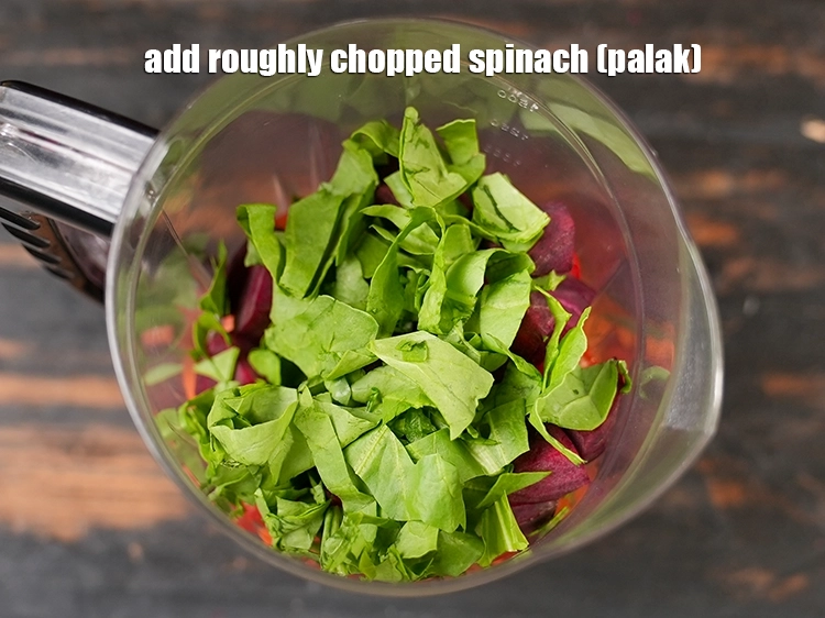 स्टेप 12 – <p>इसमें <span style="background-color:rgb(255,255,255);color:rgb(0,0,0);">1/4 कप </span><a href="https://www.tarladalal.com/glossary-spinach-palak-hindi-255i#ing_2362"><u>कटी हुई पालक (chopped spinach)</u></a> …