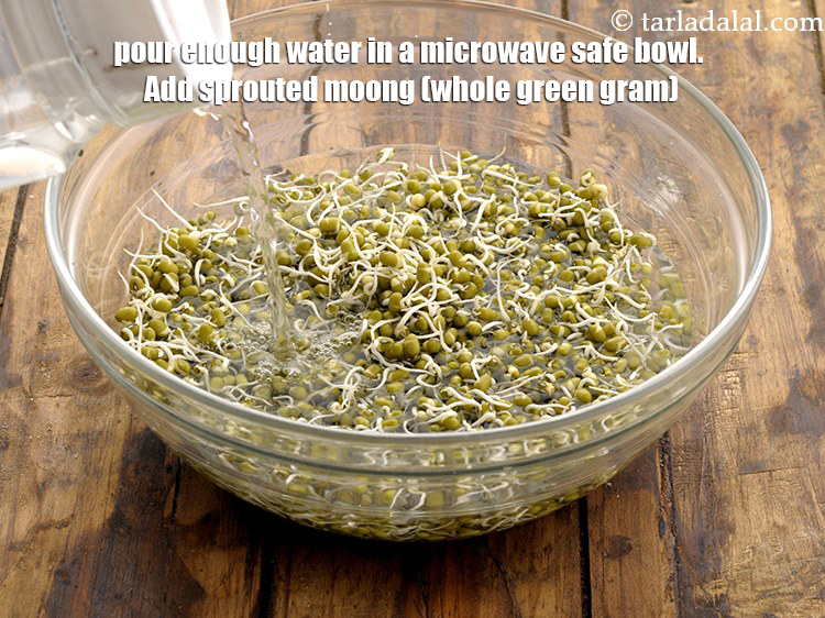 स्टेप 1 – <p><a href="https://www.tarladalal.com/glossary-boiled-sprouted-moong-boiled-sprouted-mung-boiled-mung-sprouts-hindi-1666i"><u>अंकुरित मूंग (sprouted moong )</u></a> को उबालने के लिए, …