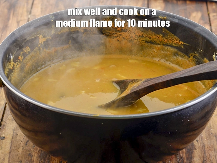 स्टेप 36 – <p>अच्छी तरह से मिलाएं और मध्यम आंच पर बीच-बीच में …