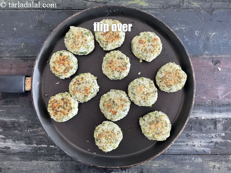 स्टेप 17 – <p>पलटें।</p>