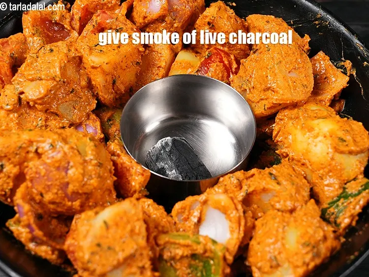 स्टेप 20 – <p>अब कोयले का धुआँ दें।</p>