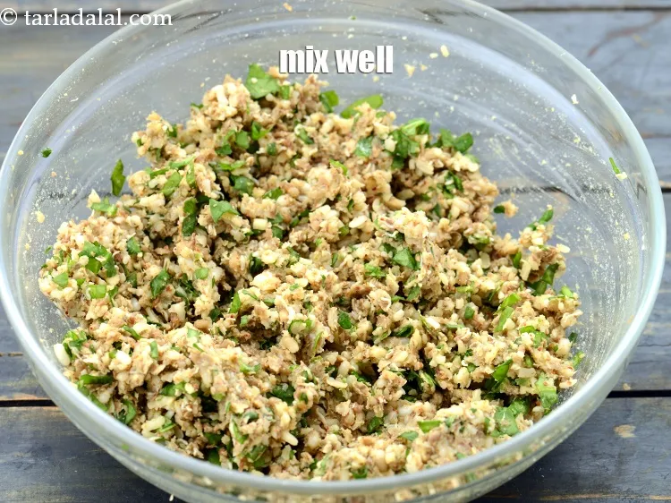 स्टेप 18 – <p>अपने हाथों से अच्छी तरह मिलाएँ।</p>