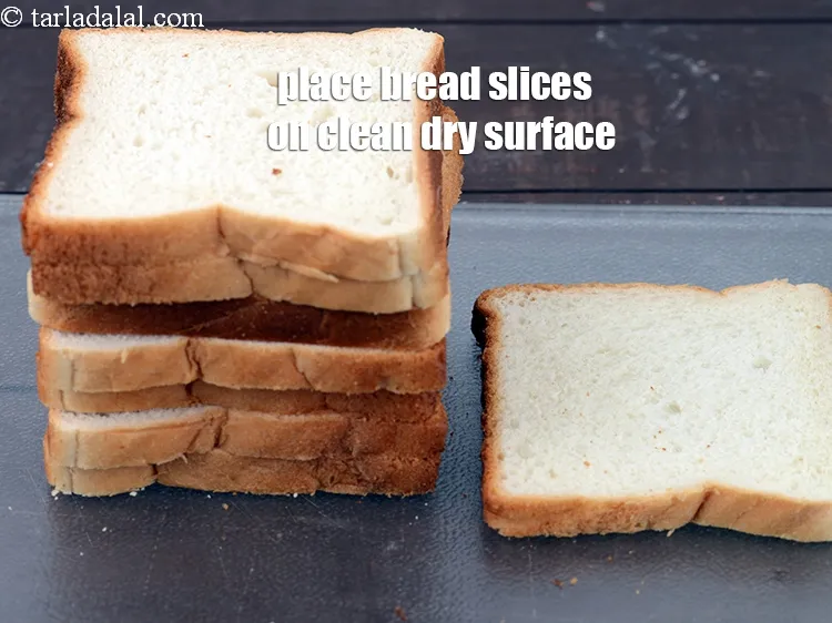 स्टेप 7 – <p>पनीर स्टफ्ड ब्रेड रोल रेसिपी | भारतीय ब्रेड पनीर रोल …